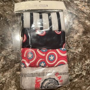 GAP boys marvel trunks size XL (12)